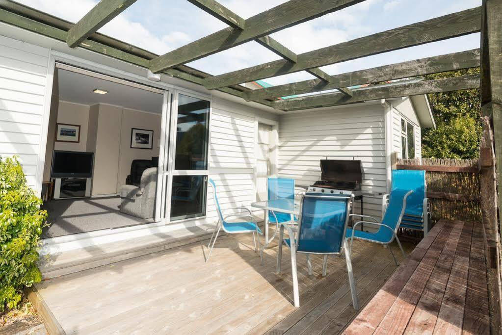 Accommodation Fiordland -The Three Bedroom House At 226A Milford Road เทอาเนา ภายนอก รูปภาพ